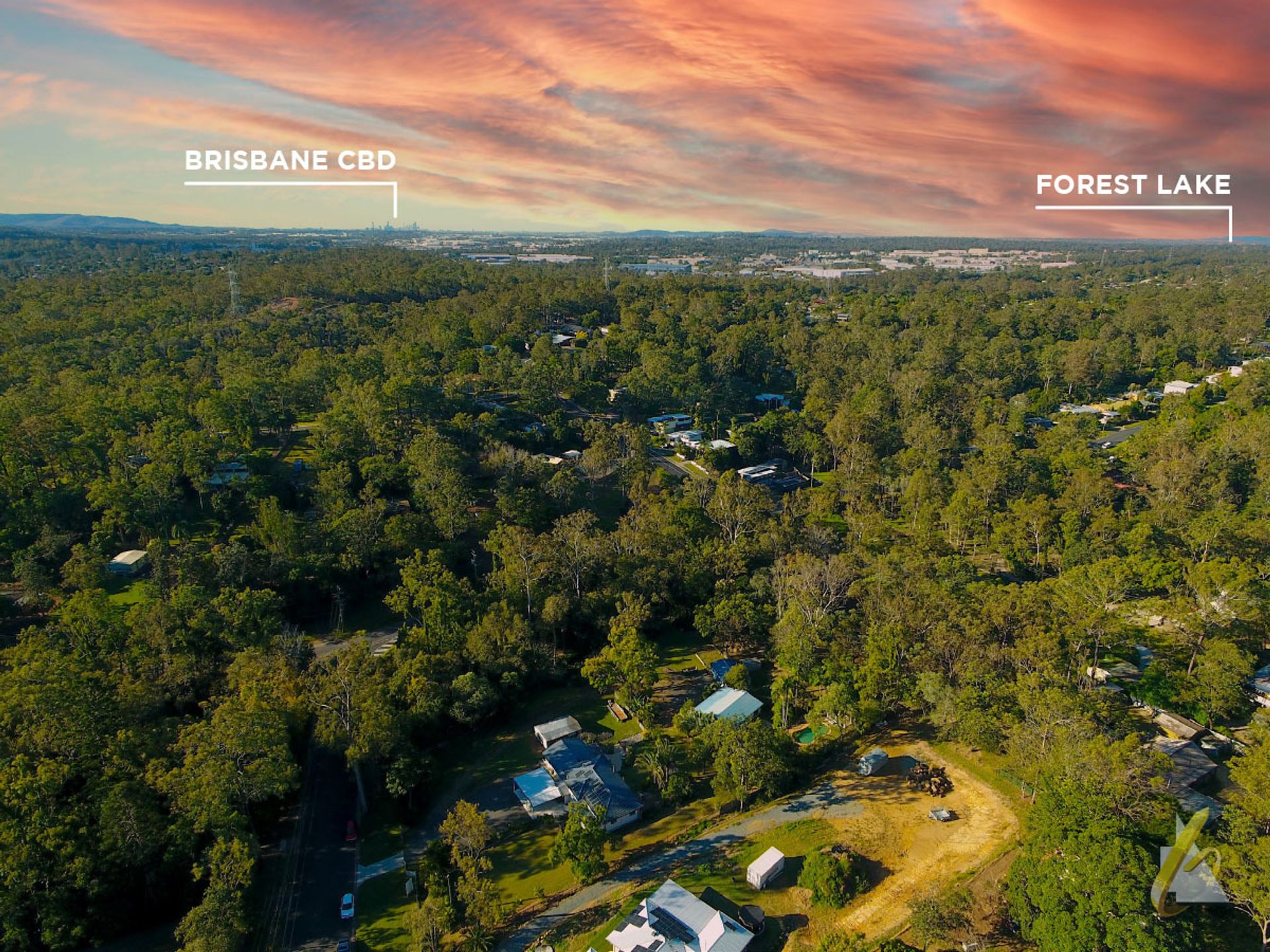 8 Hayes Avenue CAMIRA QUEENSLAND Horse Property